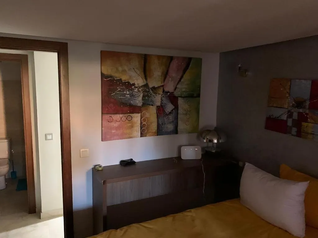 Ferienwohnung Beau Duplex Avec Terrasse Marrakesch